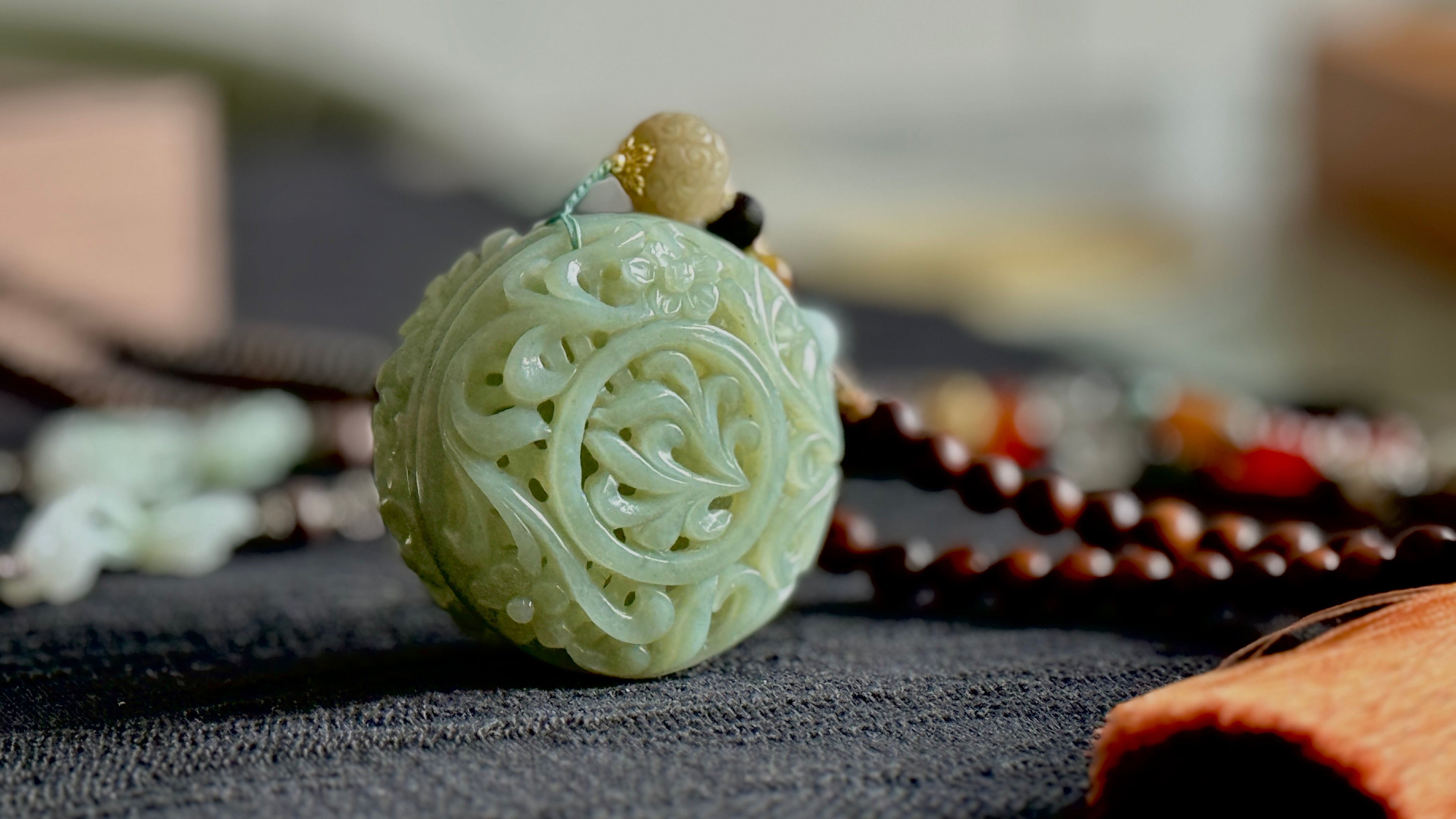 Moonlight Vessel · Hand-Carved Hetian Jade Incense Box | Openwork Jade Sachet | Song-Style | One-of-a-kind