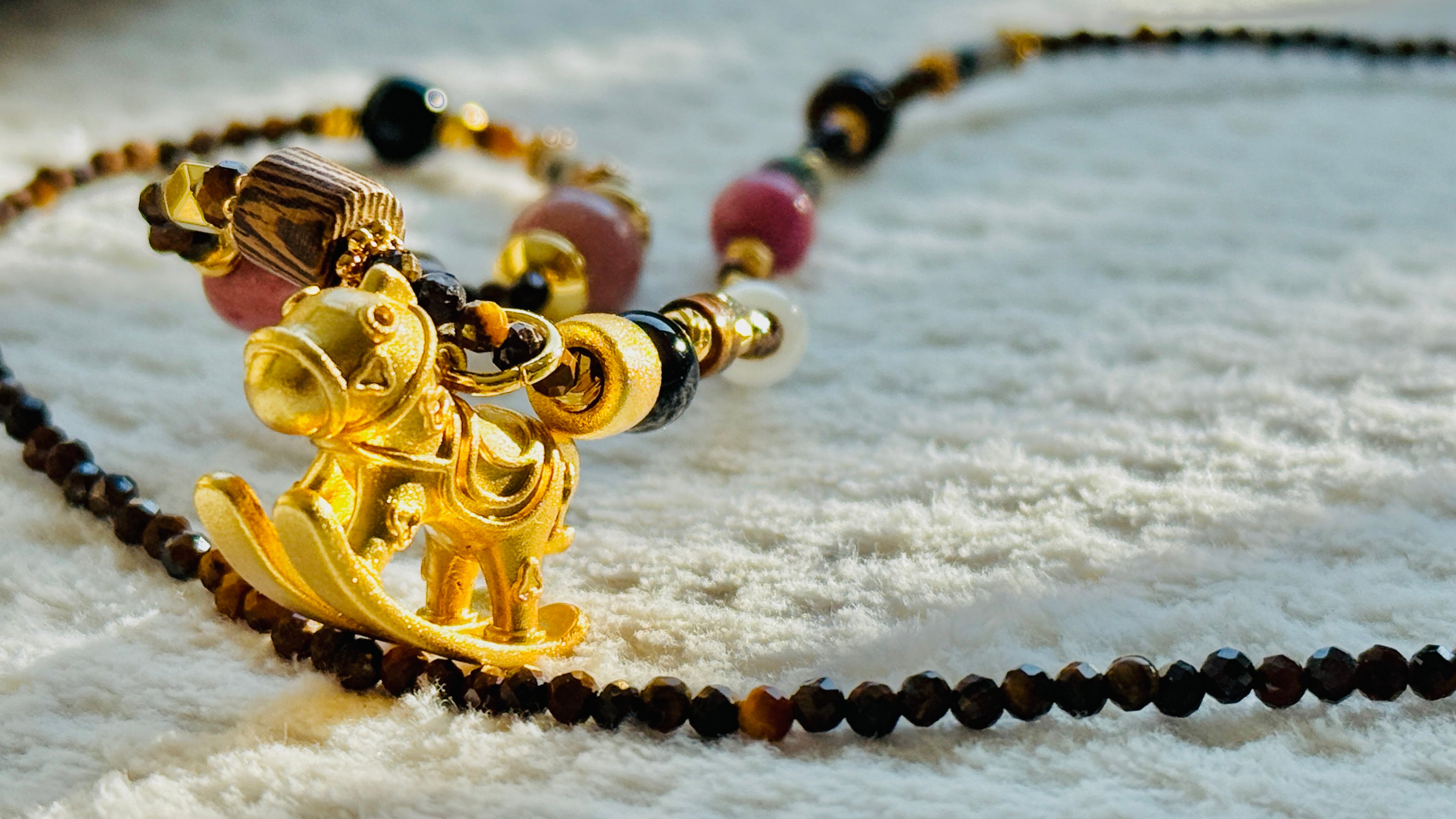 Grounding · Year of Horse Lucky Necklace｜Tiger’s Eye Gem Long Necklace with Rocking Horse Pendant