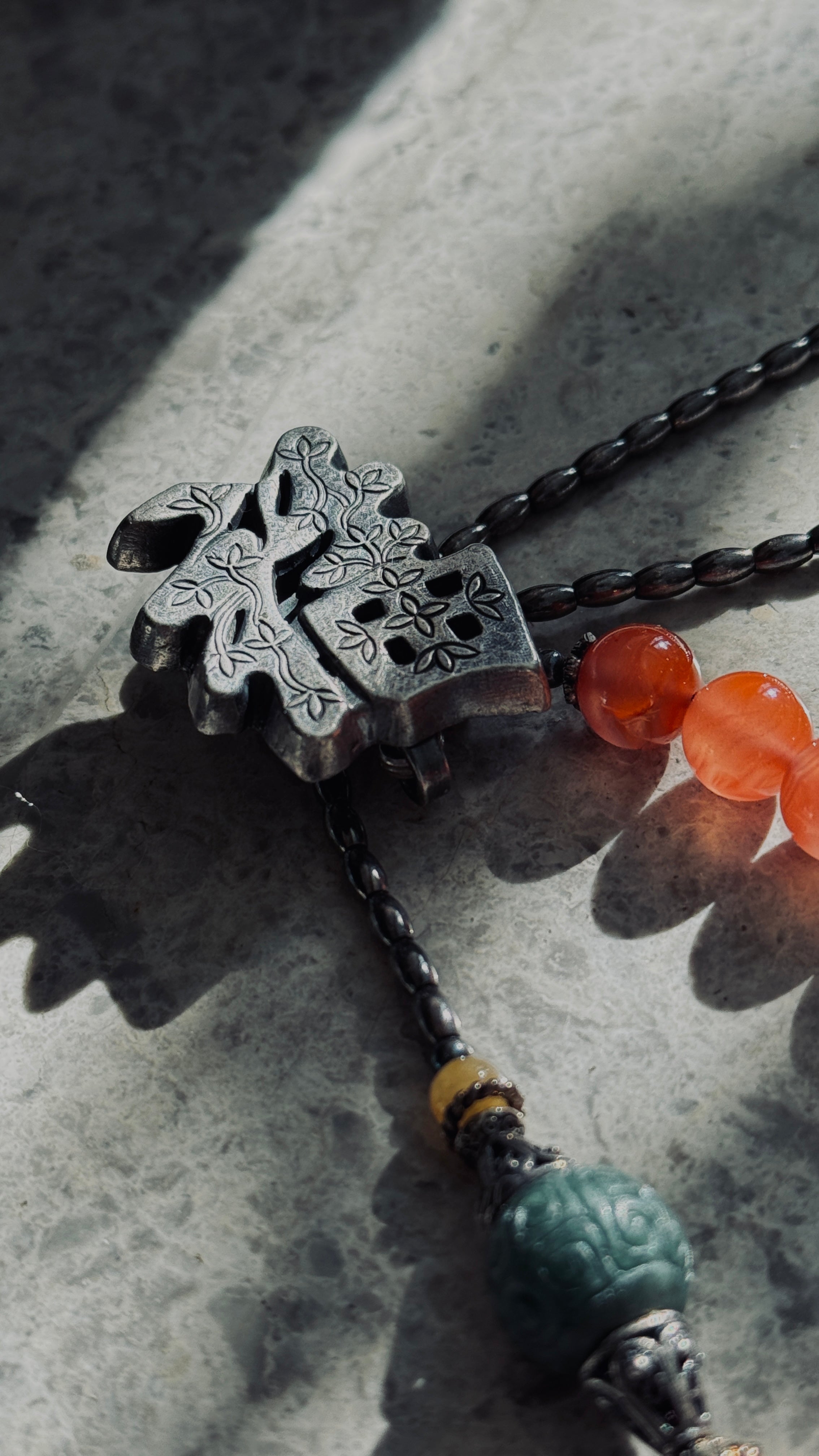 Homeward · Cherry Red Agate Bracelet｜One-of-a-kind