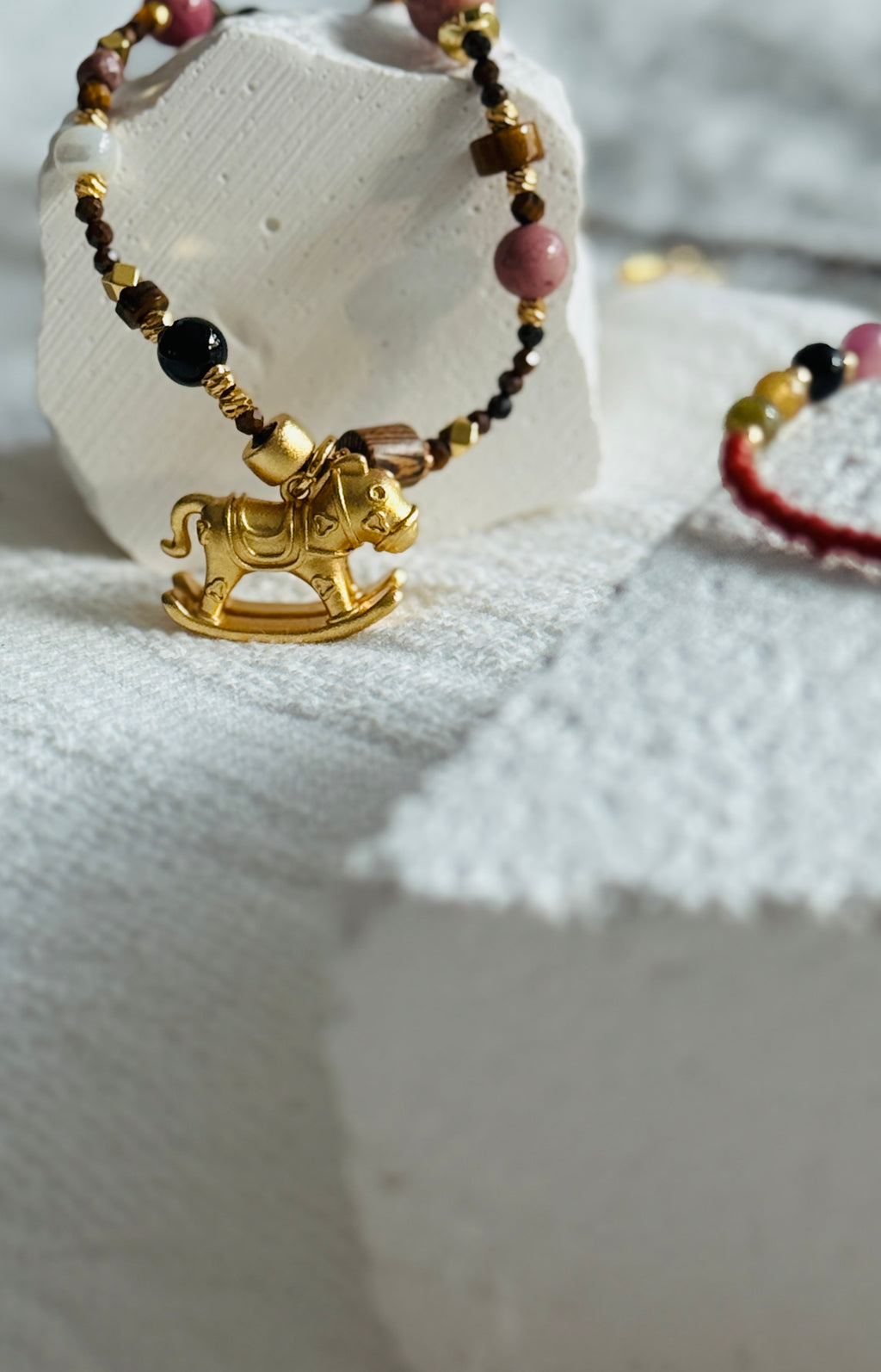 Grounding · Year of Horse Lucky Necklace｜Tiger’s Eye Gem Long Necklace with Rocking Horse Pendant