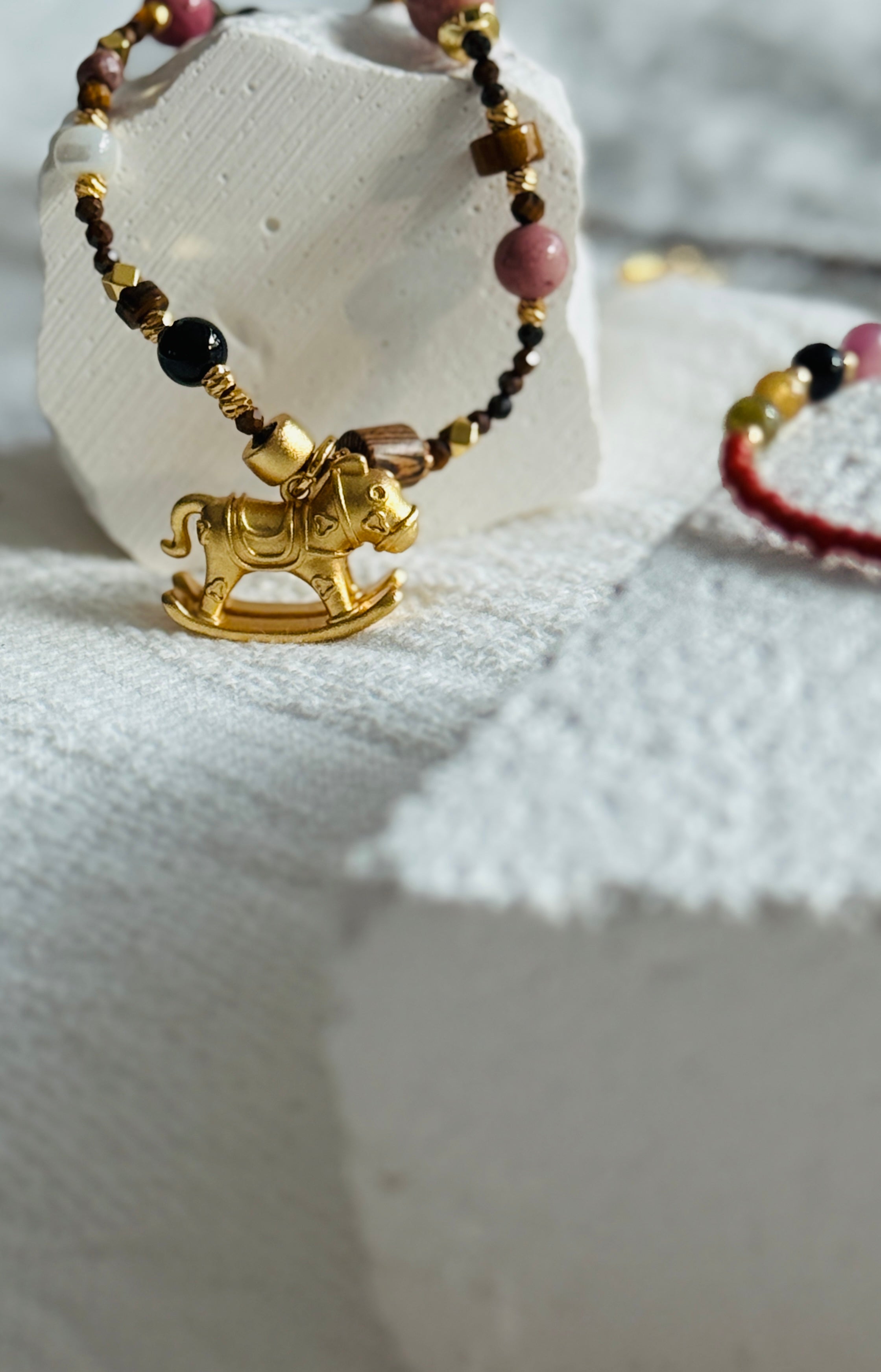 Grounding · Year of Horse Lucky Necklace｜Tiger’s Eye Gem Long Necklace with Rocking Horse Pendant