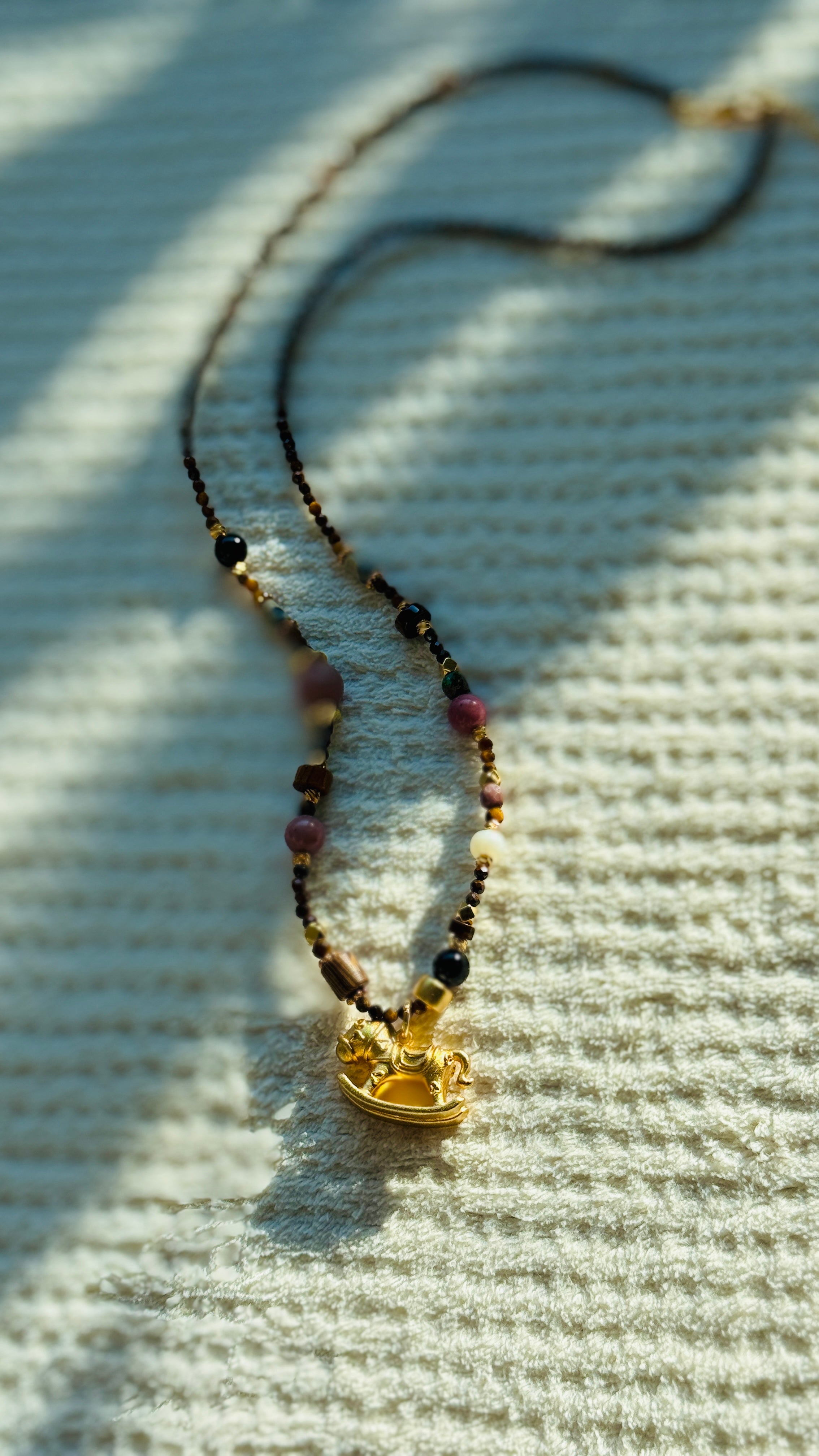 Grounding · Year of Horse Lucky Necklace｜Tiger’s Eye Gem Long Necklace with Rocking Horse Pendant