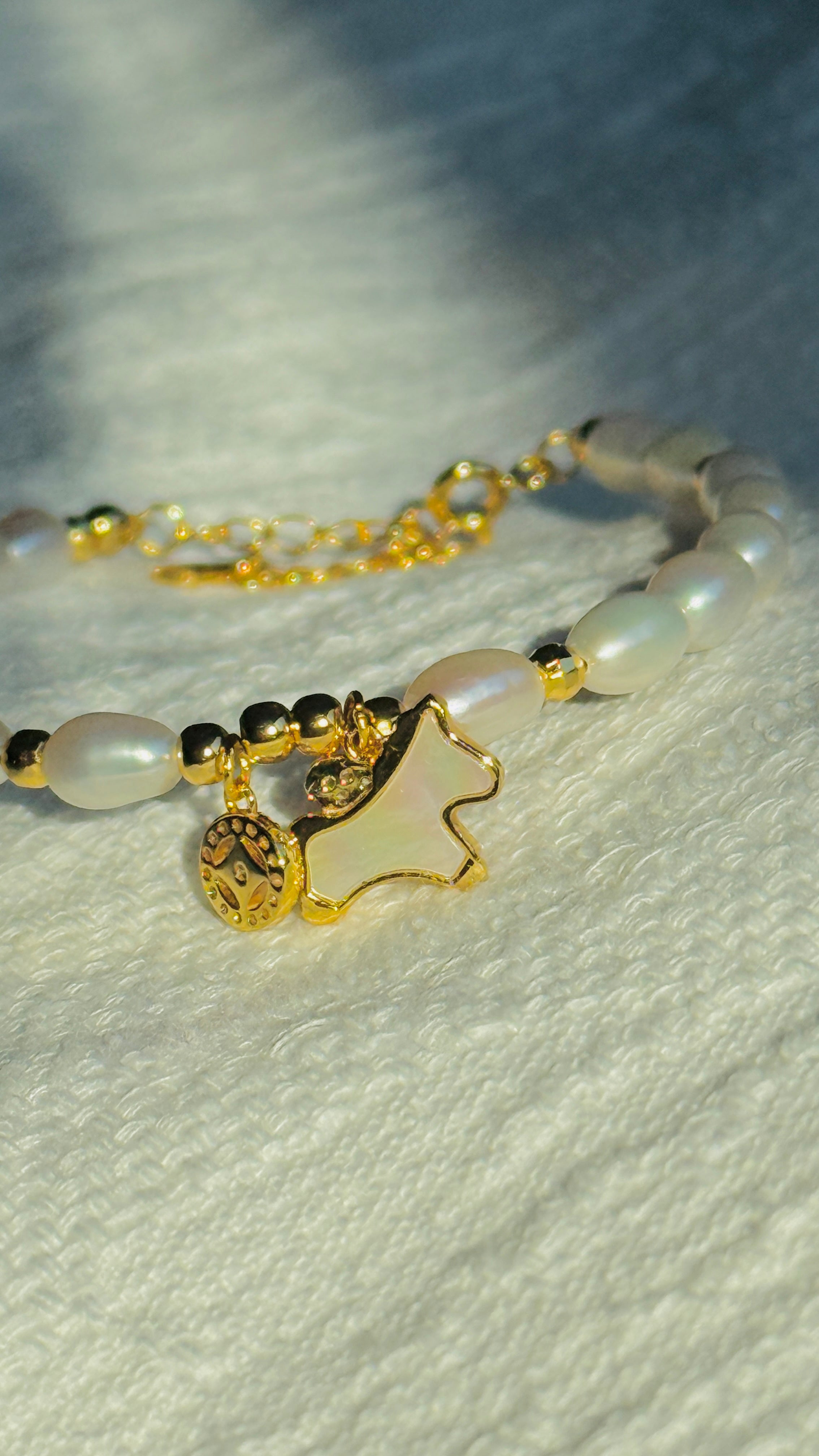 Fortune · Oval Freshwater Pearl Zodiac Horse Bracelet