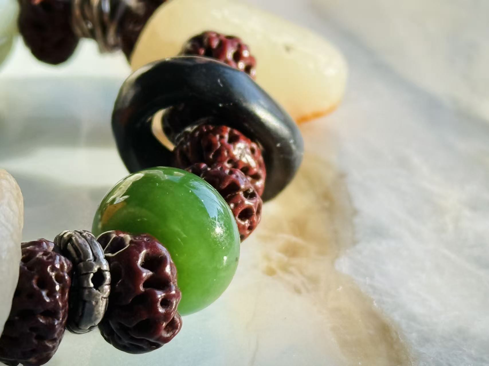 Seasons · Xinjiang Hetian Jade Bead Bracelet｜One-of-a-kind