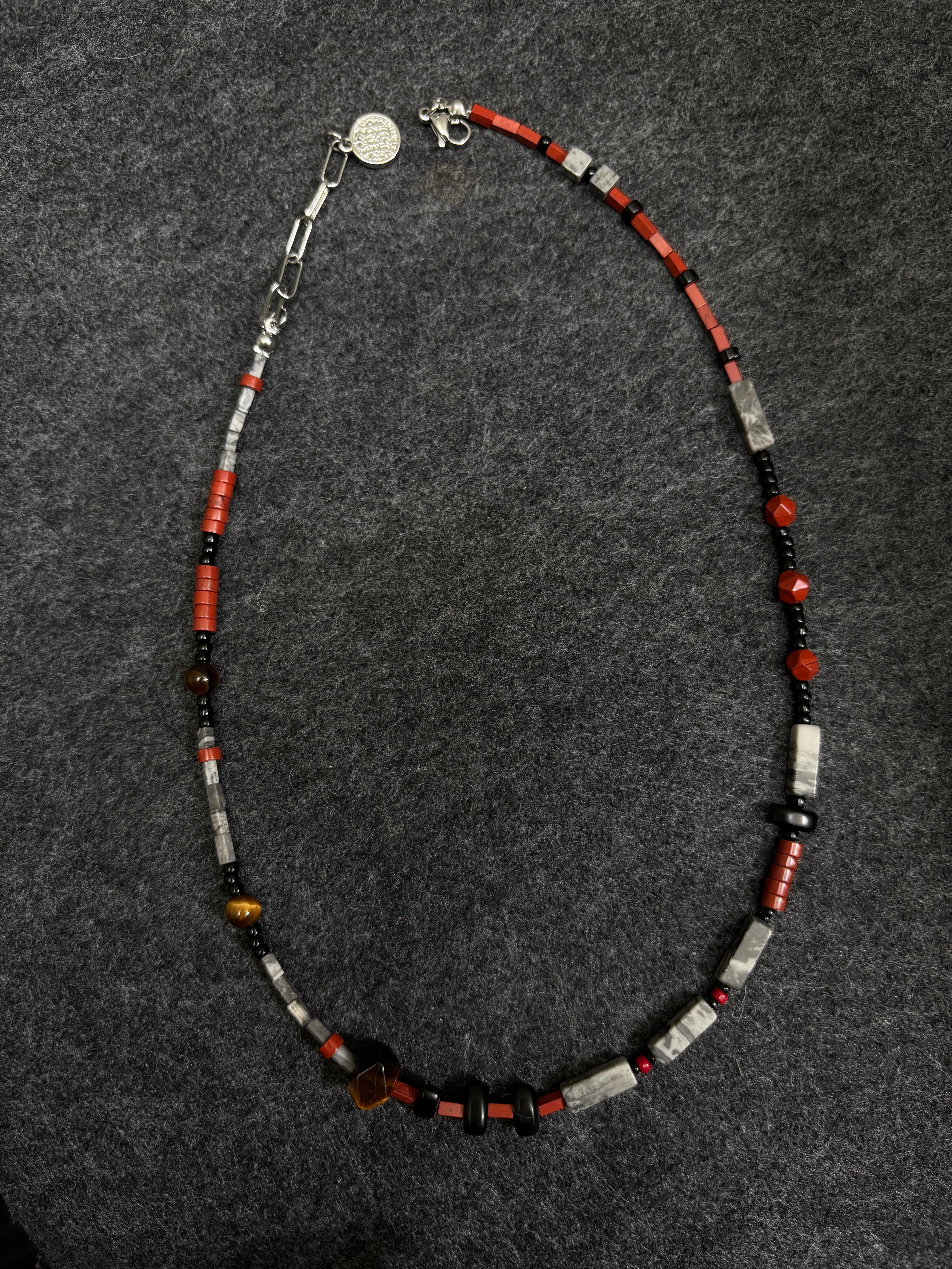 Rockfire Necklace · Mapstone & Tiger‘s eye Necklace