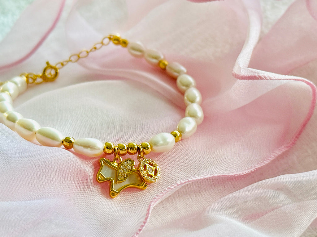 Fortune · Oval Freshwater Pearl Zodiac Horse Bracelet