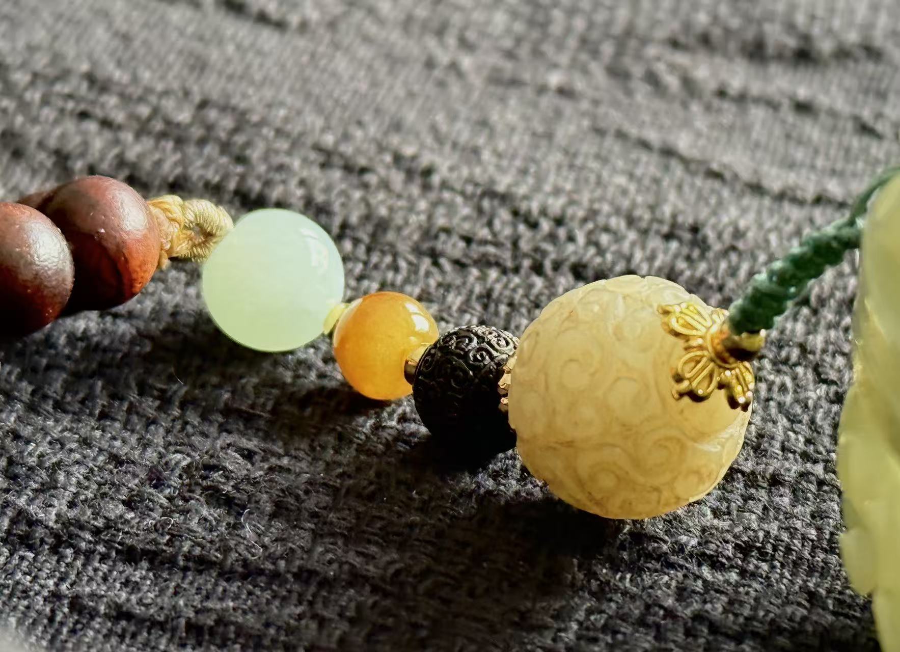 Moonlight Vessel · Hand-Carved Hetian Jade Incense Box | Openwork Jade Sachet | Song-Style | One-of-a-kind