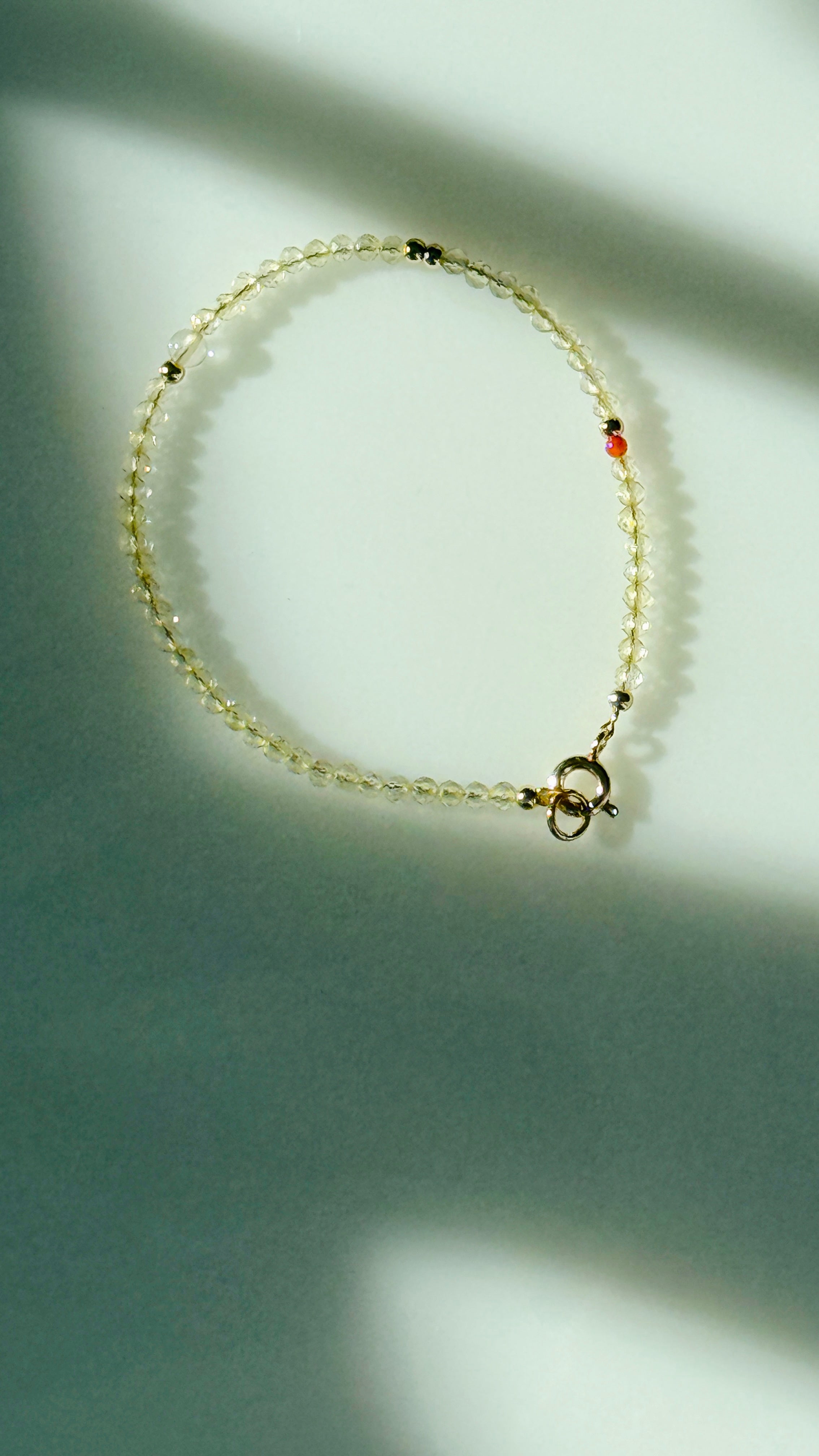 Violet Quiet ·  Nature Amethyst Bracelet