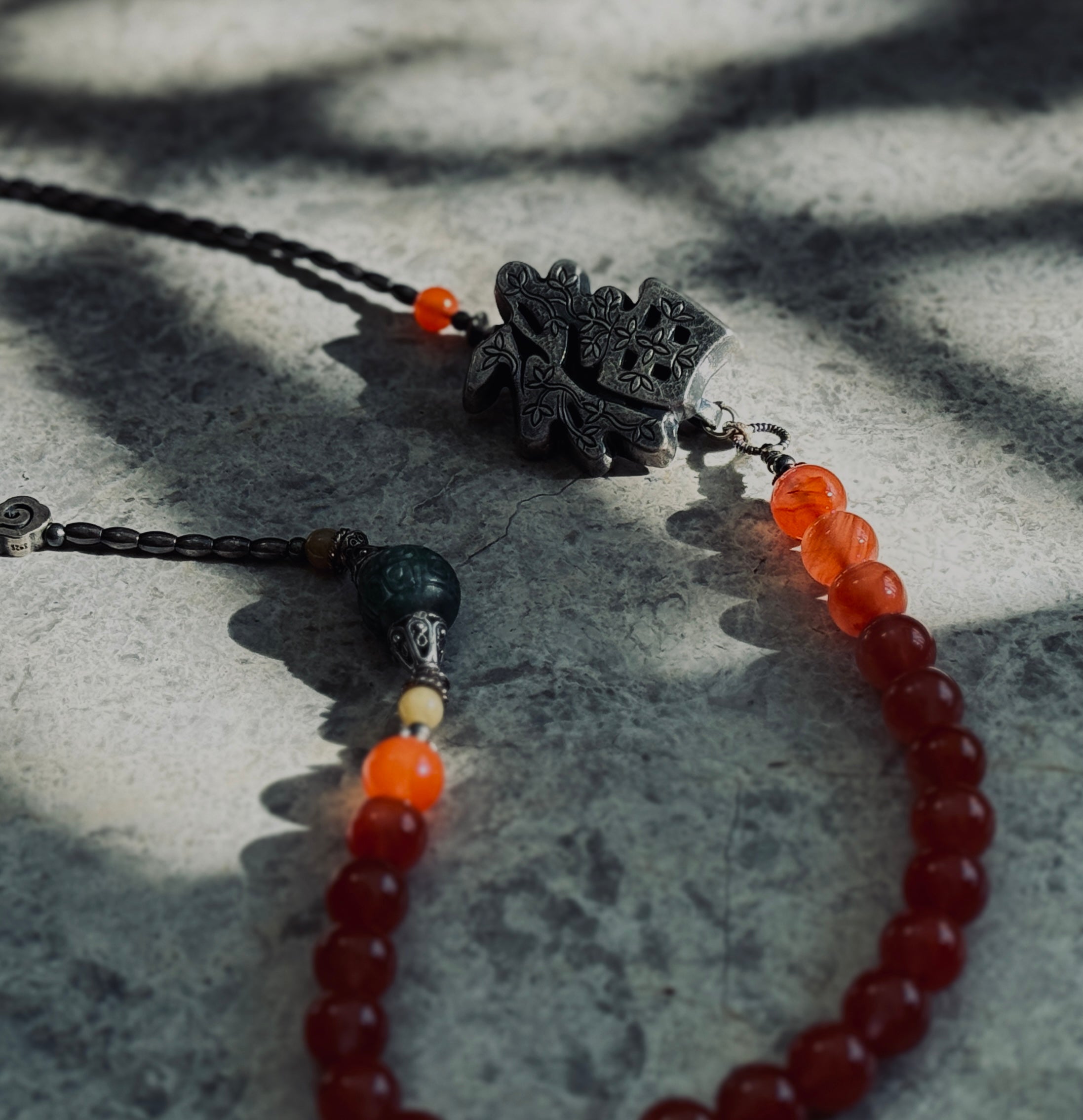 Homeward · Cherry Red Agate Bracelet｜One-of-a-kind