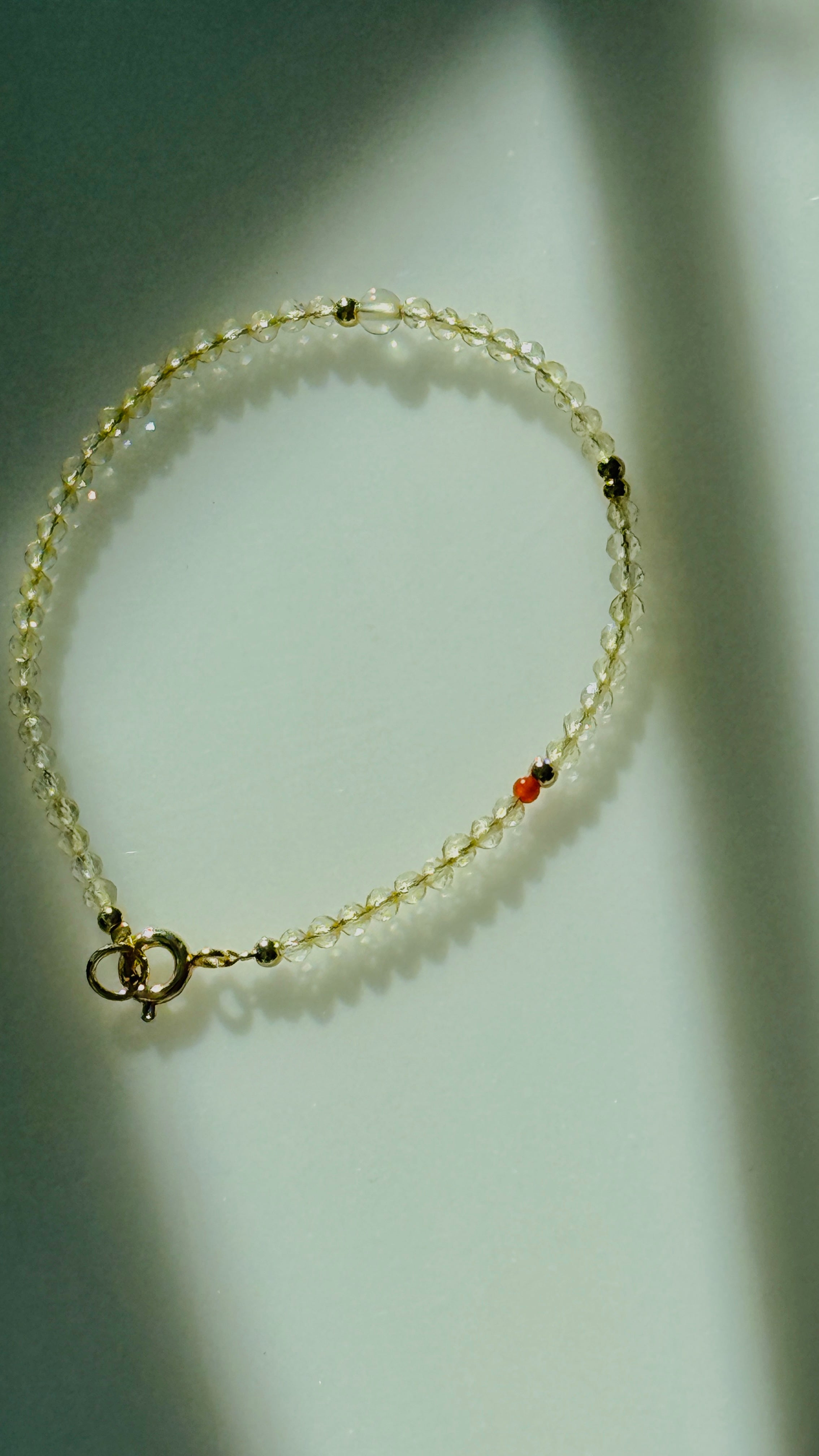 Violet Quiet ·  Nature Amethyst Bracelet