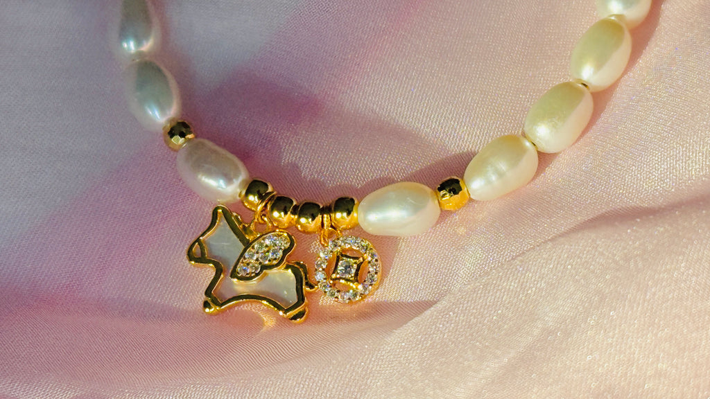 Fortune · Oval Freshwater Pearl Zodiac Horse Bracelet